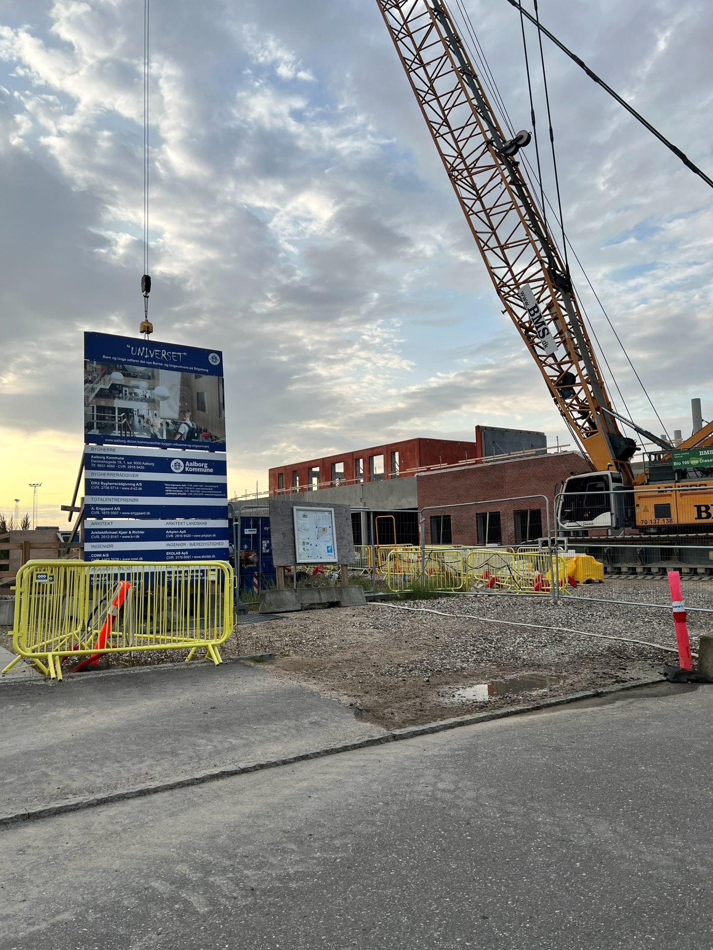 Byggepladstavle for Stigsborg Børne- og Ungeunivers